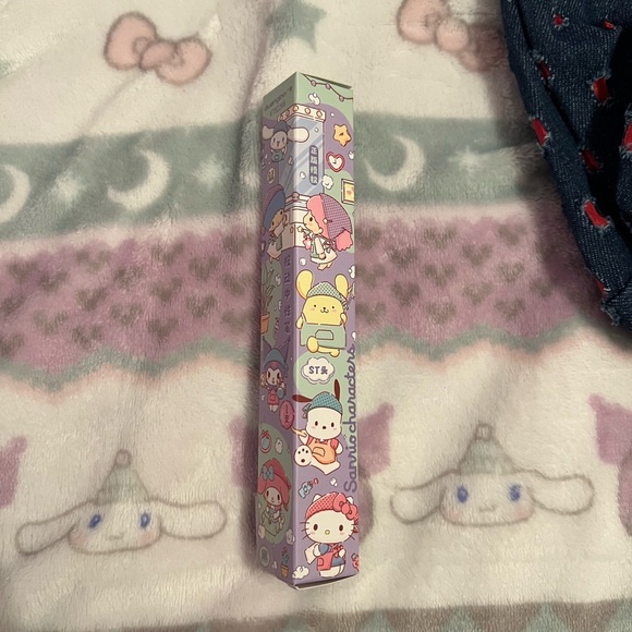 Sanrio Hello Kitty Navy and Red Tote Set - Picture 5 of 10